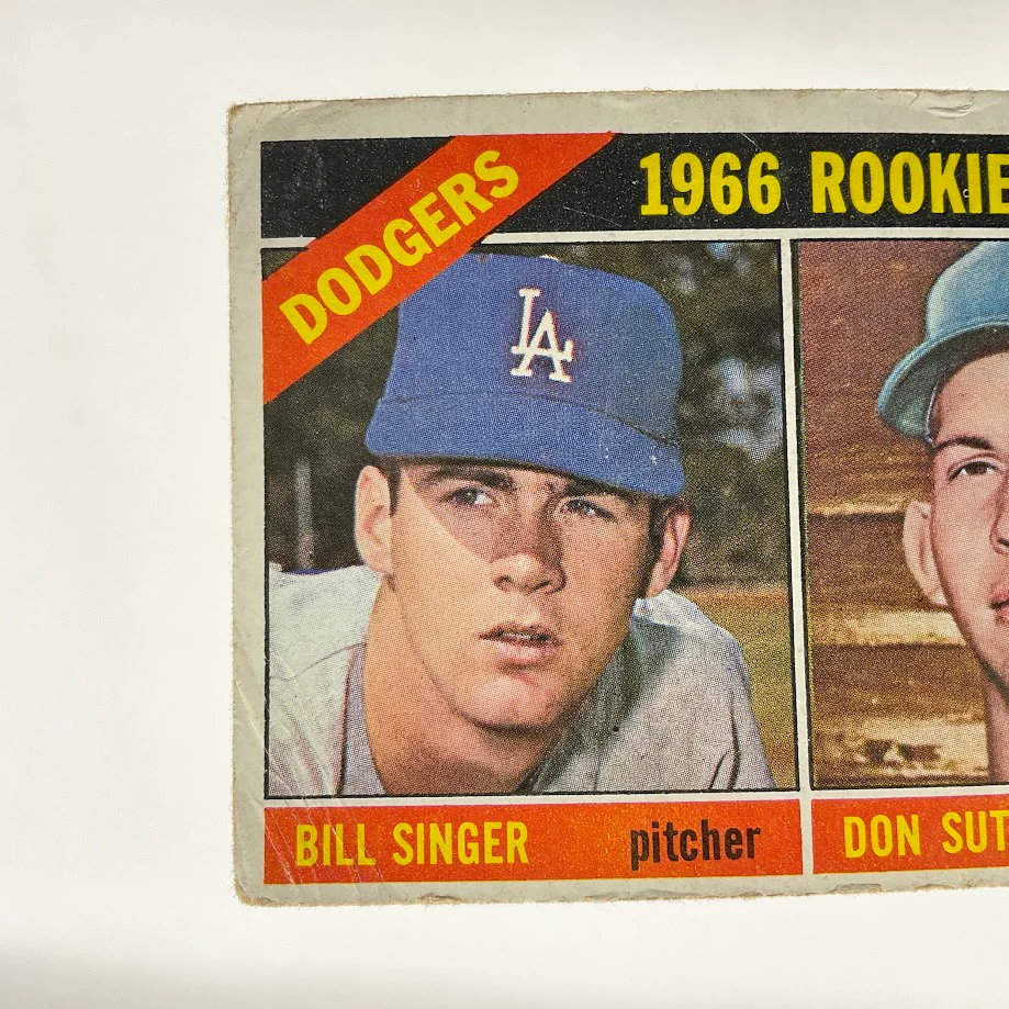 1296-bill-singer-don-sutton-1966-topps-rookie-stars-rc-288-gd-2-4.webp Bill Singer / Don Sutton 1966 Topps Rookie Stars RC #288 GD #2