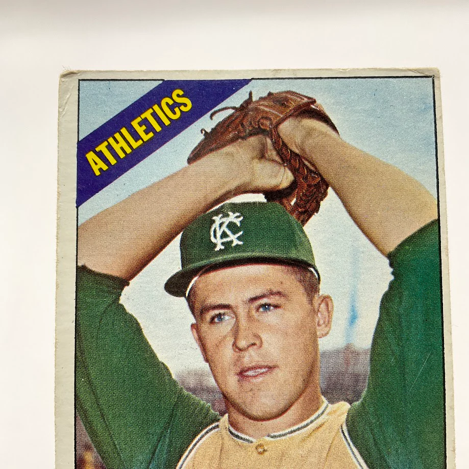 1351-jim-hunter-1966-topps-36-kansas-city-athletics-gd-3.webp Jim Hunter 1966 Topps #36 Kansas City Athletics GD