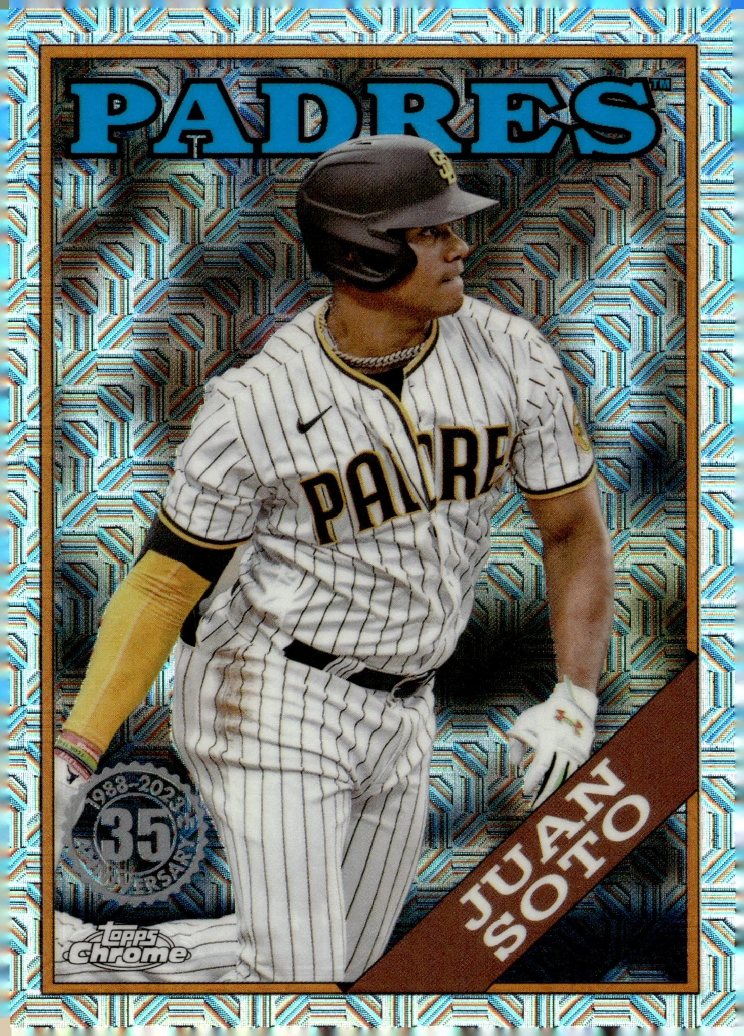Juan Soto 2023 Topps Chrome 35th Anniversary Mojo Refractor #T88C-30