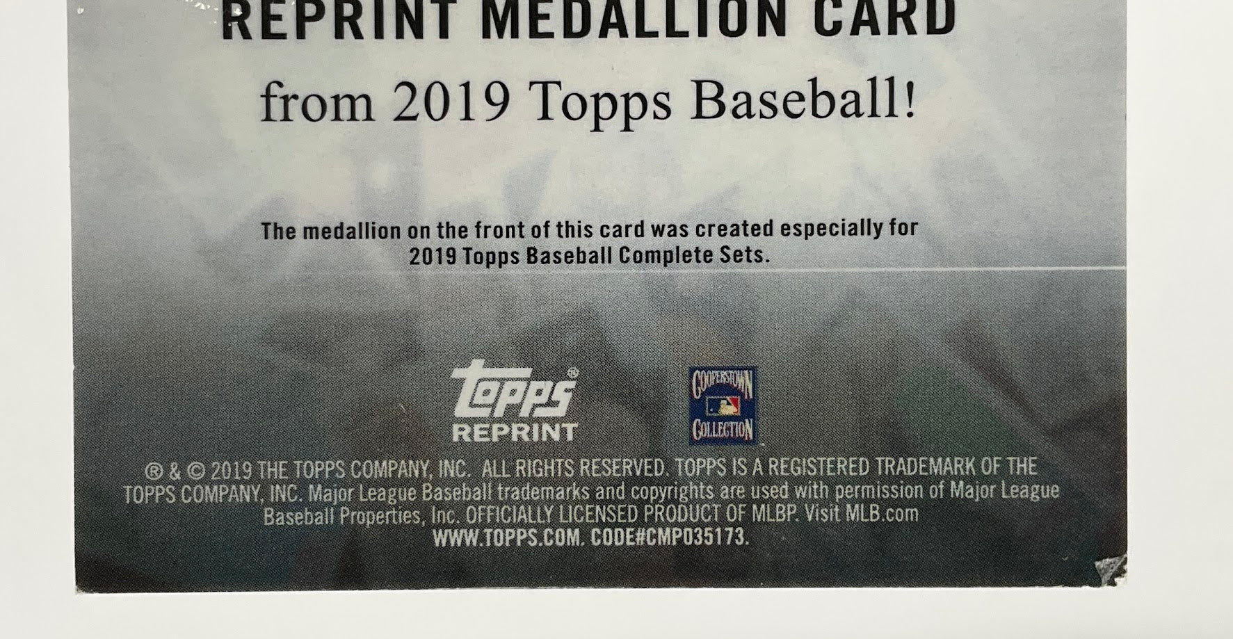 1759-roberto-clemente-2019-topps-chrome-greatest-cards-reprint-medallion-card-22-50-5.jpg Roberto Clemente 2019 Topps Chrome Greatest Cards Reprint Medallion Card 22/50