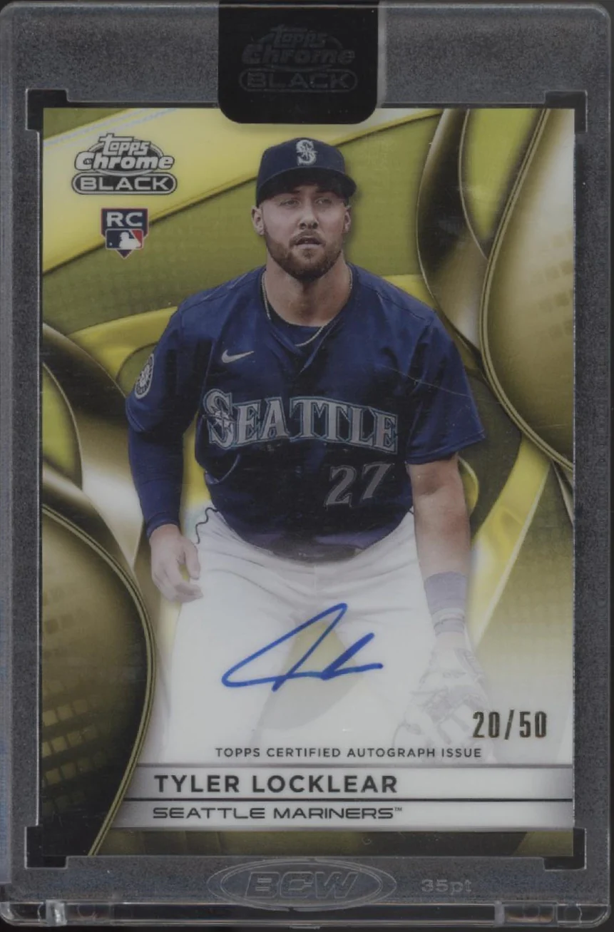 2108-tyler-locklear-2025-topps-chrome-black-gold-refractor-rc-auto-20-50-cba-tl-1.webp Tyler Locklear 2025 Topps Chrome Black Gold Refractor RC Auto 20/50 #CBA-TL