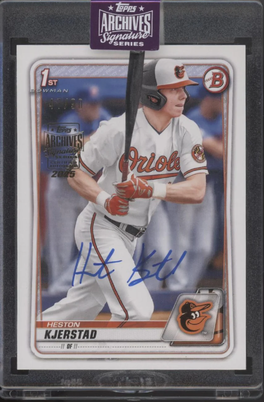 2348-heston-kjerstad-2025-topps-archives-signature-series-auto-47-90-bd-122-1.webp Heston Kjerstad 2025 Topps Archives Signature Series Auto 47/90 #BD-122